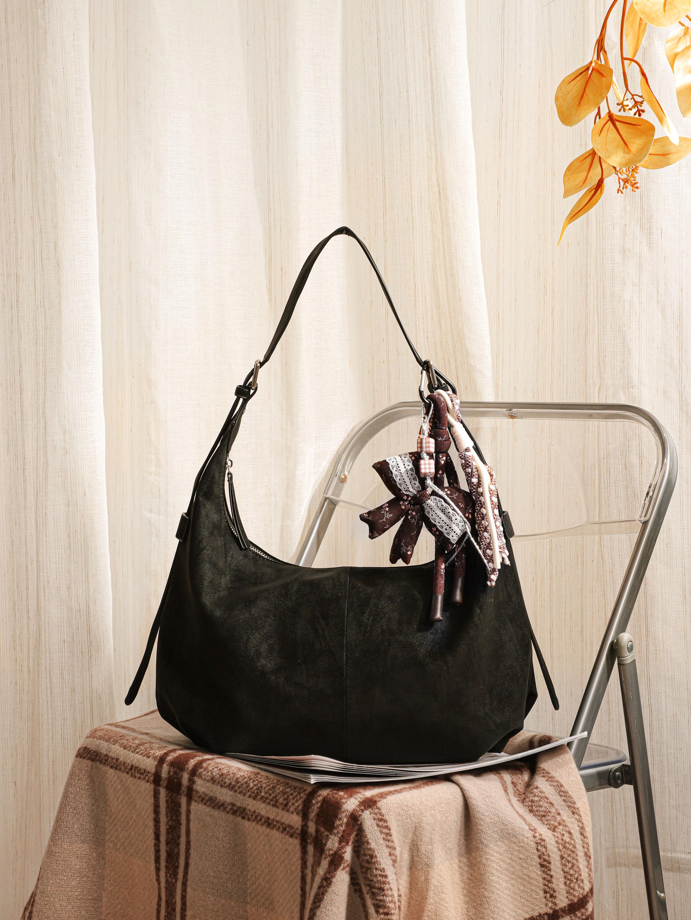 Suede Velvet Dumpling Bag, Retro Chic Shoulder Bag view 15