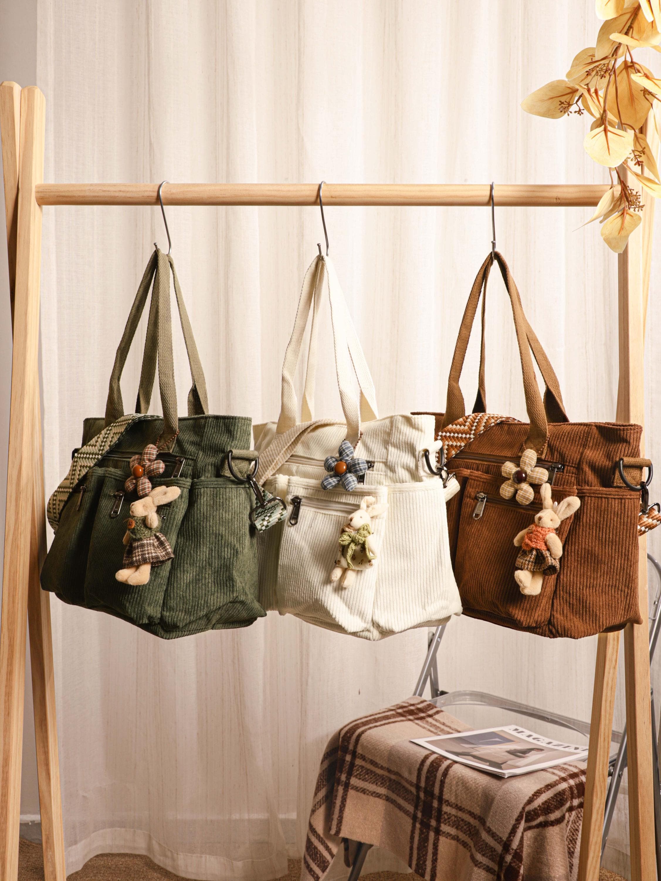 Retro Corduroy Tote Bag, Adjustable Strap, Multiple Pockets, Casual Travel Shoulder Bag view 4