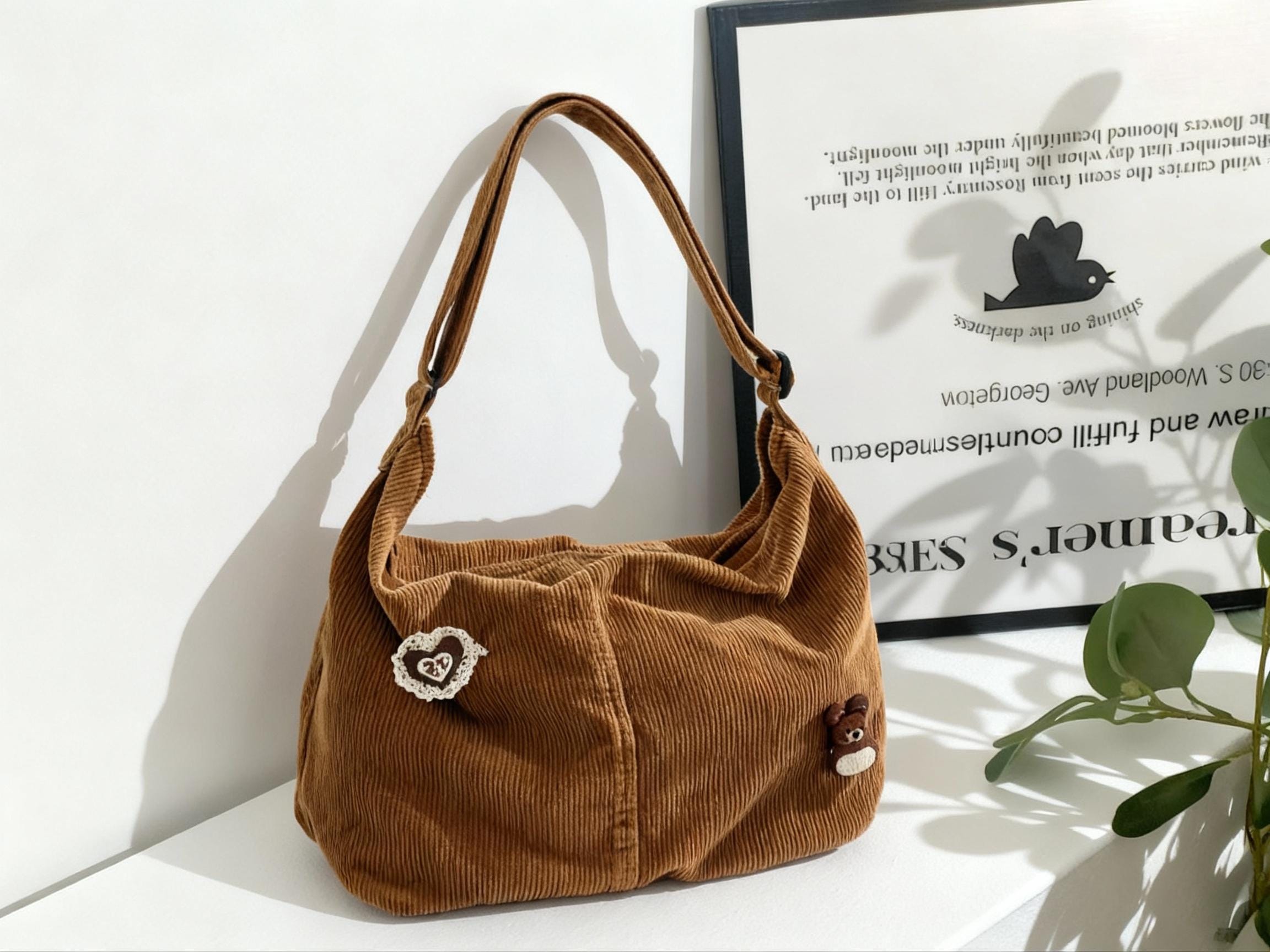 Retro Corduroy Crossbody Bag: Adjustable Shoulder Strap