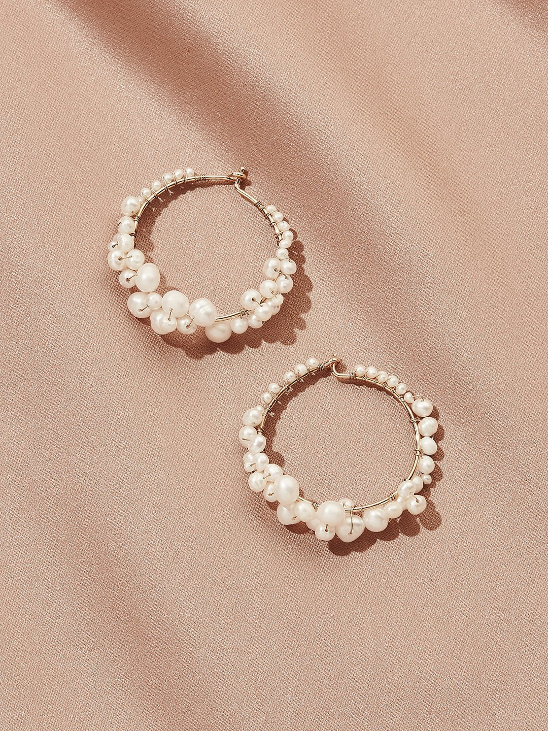 Elisajewels Cruz Pearl Hoop Earrings
