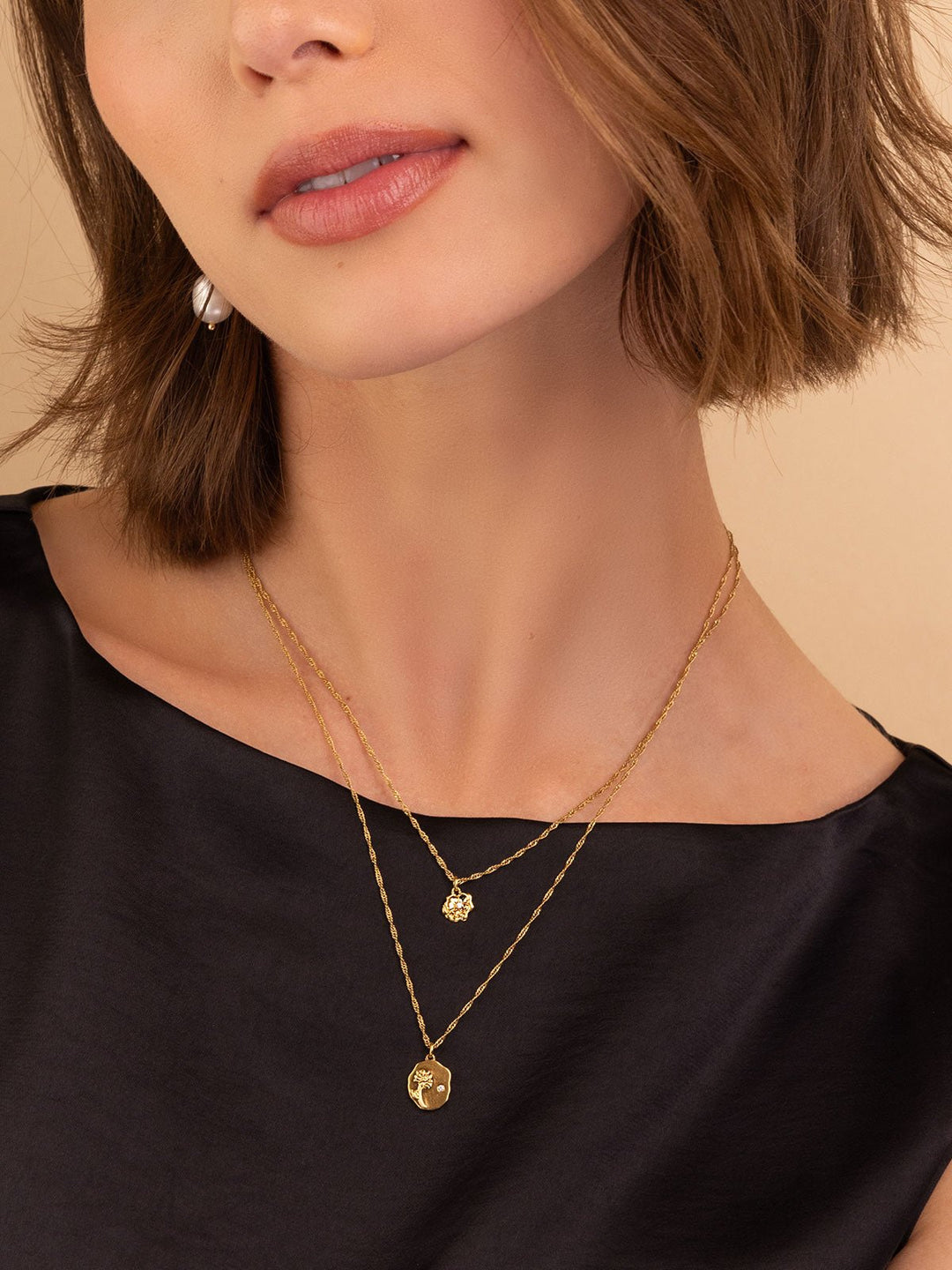 Elisajewels August Poppy and November Chrysanthemum Birthflower Pendant Necklace